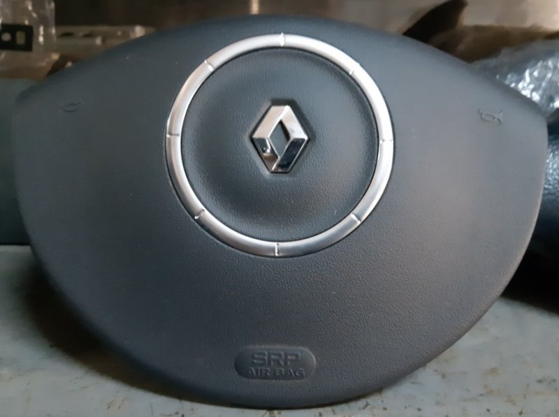 Renault Megane 2 direksiyon airbag sıfır